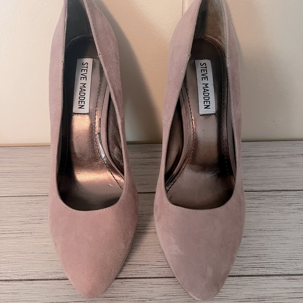 Steve Madden pumps - Size 9